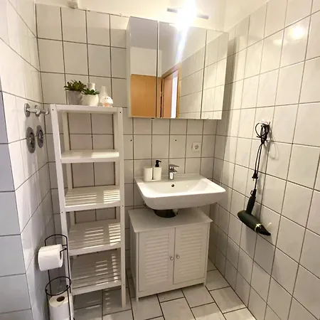 Schoelerberg Apartment Mit Tiefgaragenparkplatz Und Kingsize-Bett Osnabrück Exterior foto