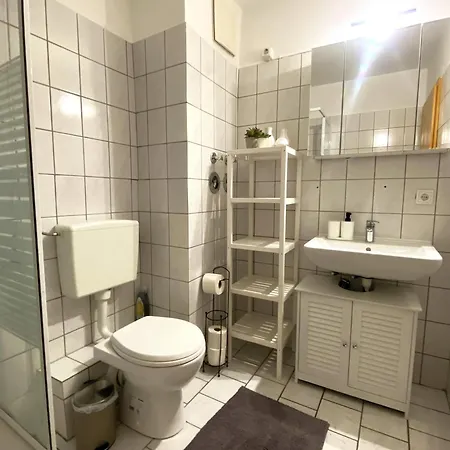 Schoelerberg Apartment Mit Tiefgaragenparkplatz Und Kingsize-Bett Osnabrück Exterior foto