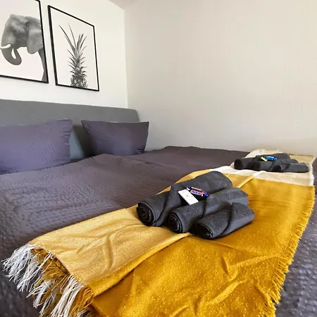 Schoelerberg Apartment Mit Tiefgaragenparkplatz Und Kingsize-Bett Osnabrück Exterior foto