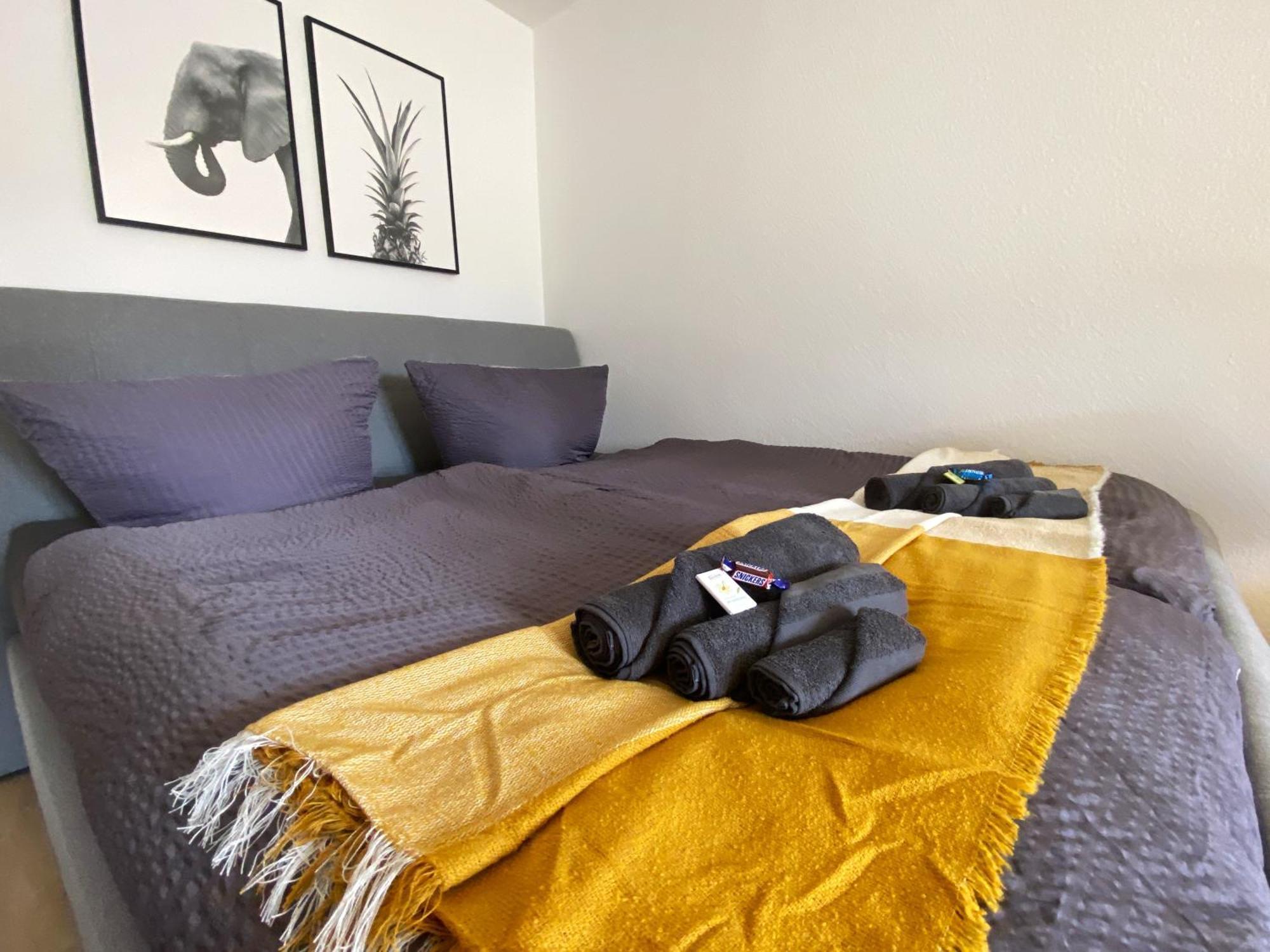 Apartment Schoelerberg Mit Tiefgaragenparkplatz Und Kingsize-bett