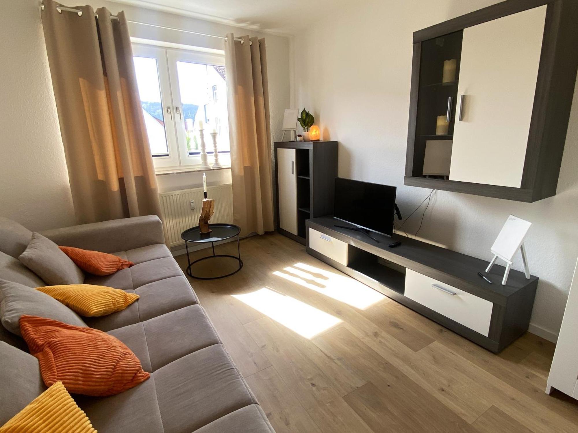 Schoelerberg Mit Tiefgaragenparkplatz Und Kingsize-bett *